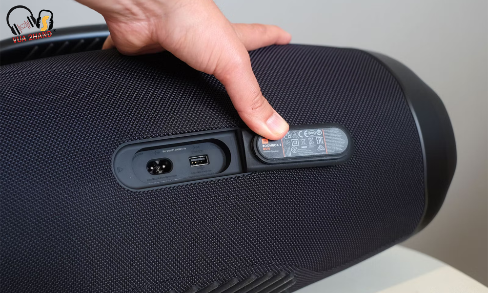 So sánh nhanh Harman Kardon Go Play 3 và JBL Boombox 3 Wifi Liệu có